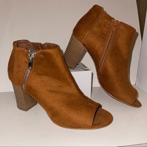 Mark and Maddux Open Toe Zip Up Ankle Boots